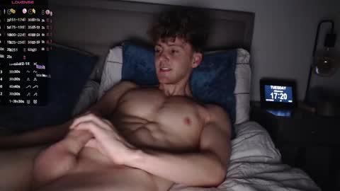 Snapshot of dominantalex182 chatting on October 21, 4:21 pm Alex... online show from October 21, 4:21 pm