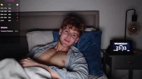 Snapshot of dominantalex182 chatting on October 15, 10:39 pm Alex... online show from October 15, 10:39 pm