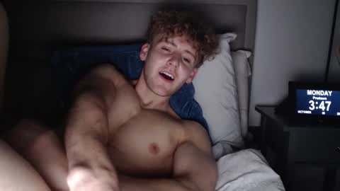 Snapshot of dominantalex182 chatting on October 20, 2:48 am Alex... online show from October 20, 2:48 am