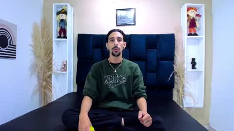 Dominic online show from November 14, 11:55 am