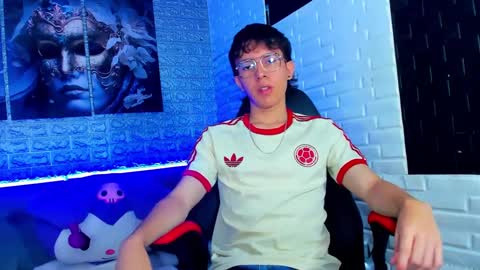 dominic_carminex online show from October 12, 3:28 pm