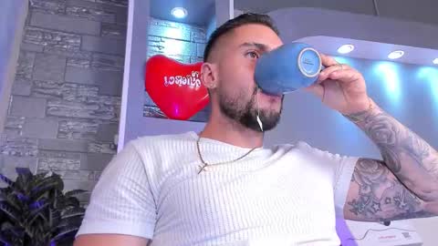 dominic de luca online show from February 18, 4:21 am