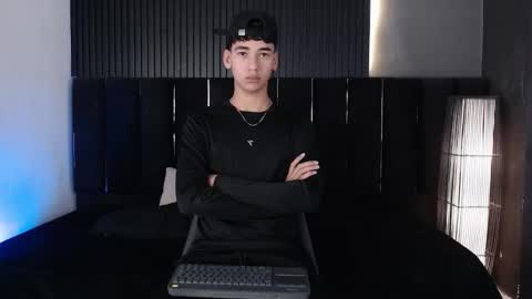 Dominic online show from March 14, 3:35 am