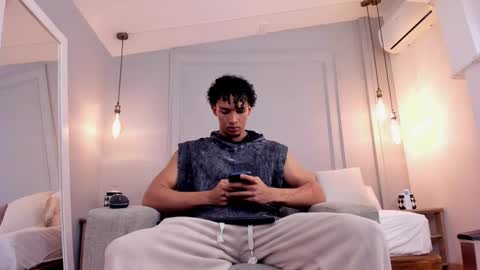 Snapshot of dominick_star chatting on September 19, 4:46 am Dominick Star online show from September 19, 4:46 am