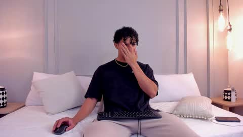 Snapshot of dominick_star chatting on September 21, 4:01 am Dominick Star online show from September 21, 4:01 am