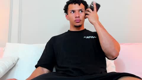 Snapshot of dominick_star chatting on January 15, 4:04 am Dominick Star online show from January 15, 4:04 am