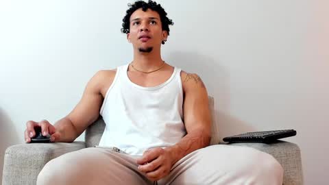 Snapshot of dominick_star chatting on January 22, 3:09 am Dominick Star online show from January 22, 3:09 am