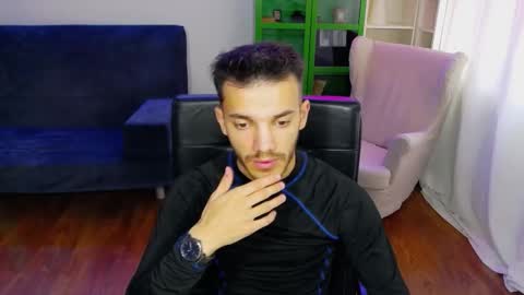 dominicvalente online show from October 21, 7:22 am