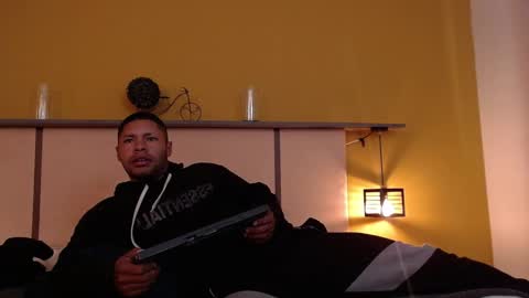Snapshot of dominikdubois chatting on October 15, 2:35 pm Dominik online show from October 15, 2:35 pm