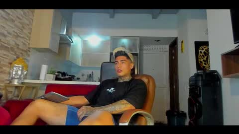 Snapshot of dominiofit chatting on October 27, 1:52 am Only fans Ronnie col---InstaRonniecolleman online show from October 27, 1:52 am