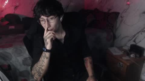 dominus_kane online show from April 19, 4:34 am