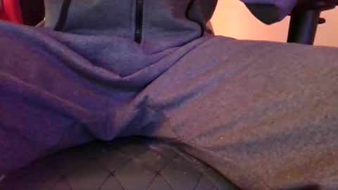 domse999 online show from April 25, 7:33 am