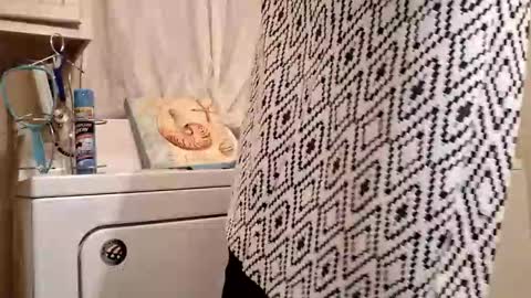 donwyan4 online show from December 22, 7:16 am