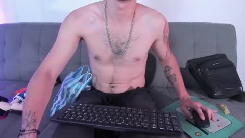 dope_boyggs online show from April 16, 10:12 pm