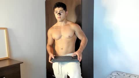 Snapshot of dorian_garcia2 chatting on February 20, 6:13 pm dorian_garcia2 online show from February 20, 6:13 pm