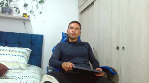 dorian_h online show from April 21, 6:47 pm