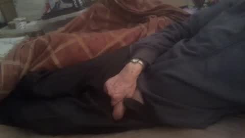 Snapshot of dorsetbiker714 chatting on January 24, 10:43 am Hello welcome to Slutsville I am the Naked Chef really but you may call me Peter online show from January 24, 10:43 am