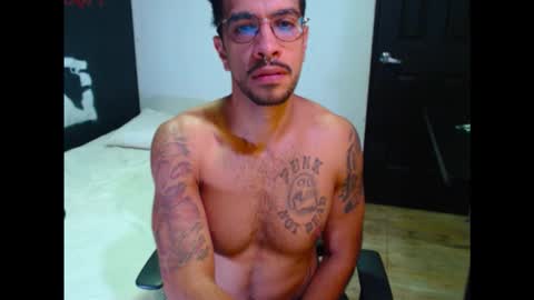 Snapshot of dostoyrodia_34 chatting on October 5, 3:21 am will online show from October 5, 3:21 am
