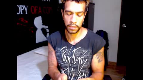 Snapshot of dostoyrodia_34 chatting on December 26, 7:27 pm will online show from December 26, 7:27 pm