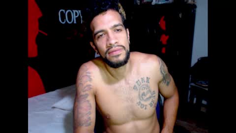Snapshot of dostoyrodia_34 chatting on December 7, 2:42 am will online show from December 7, 2:42 am
