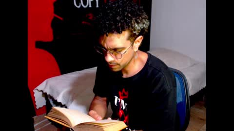 Snapshot of dostoyrodia_34 chatting on January 30, 12:07 am will online show from January 30, 12:07 am