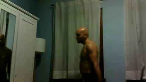 dotcris online show from December 16, 5:33 pm