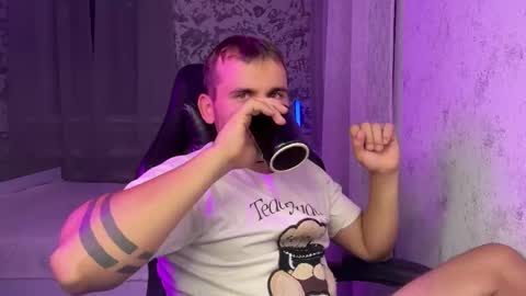 douglas_666 online show from September 8, 6:51 pm