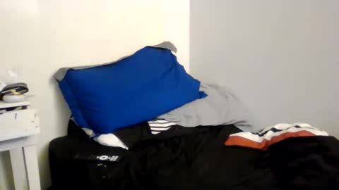 Snapshot of doyle5557gmailcom chatting on December 18, 12:21 am doyle5557gmailcom online show from December 18, 12:21 am