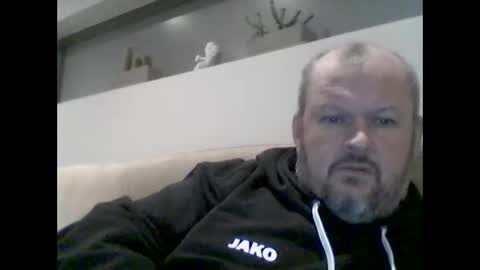 Snapshot of dpau76 chatting on December 7, 10:17 pm Danny online show from December 7, 10:17 pm