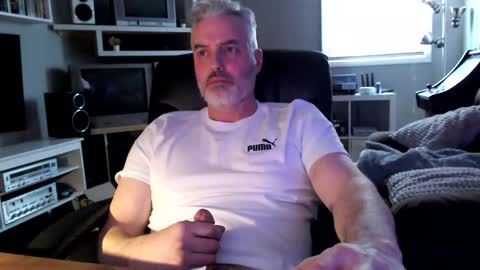 dr_dave20 online show from March 13, 10:16 pm