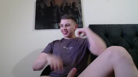 draco_boy2000 online show from January 14, 7:43 pm