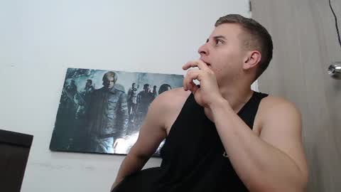 draco_boy2000 online show from June 11, 12:32 am