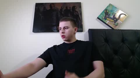 draco_boy2000 online show from February 13, 9:17 pm