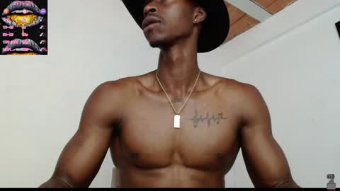 Snapshot of drake_brown_23 chatting on February 6, 6:02 pm Drake 23 online show from February 6, 6:02 pm