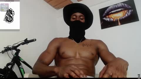 Snapshot of drake_brown_23 chatting on March 12, 3:46 am Drake 23 online show from March 12, 3:46 am