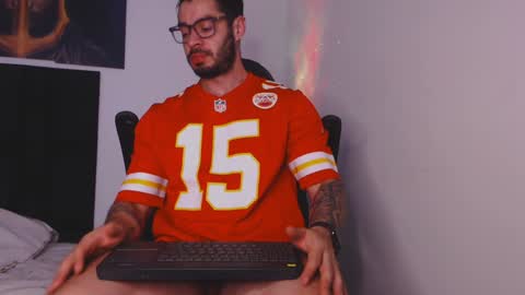 drake_cole11 online show from December 16, 1:10 am