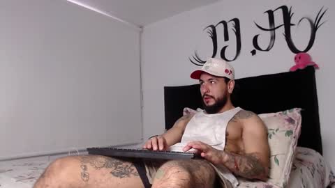 Snapshot of drake_jackson11 chatting on December 2, 4:18 pm drake jackson11 online show from December 2, 4:18 pm