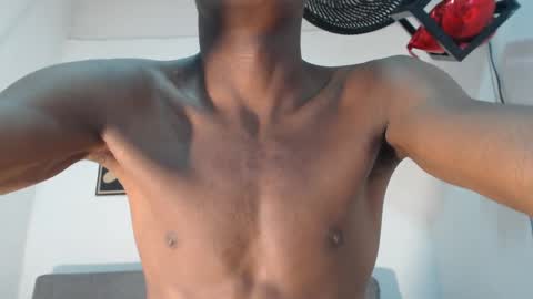 drake_laconte online show from April 10, 7:21 pm