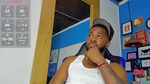 Snapshot of drake_nassir4 chatting on October 13, 9:43 pm ---Drake--- online show from October 13, 9:43 pm
