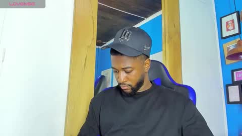 Snapshot of drake_nassir4 chatting on September 26, 10:51 pm ---Drake--- online show from September 26, 10:51 pm