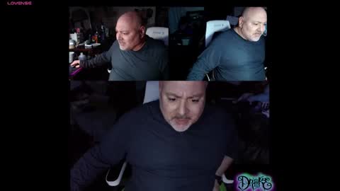 Snapshot of drake_r_darkrose chatting on February 14, 1:56 am Drake D Vamp aka Drake DarkRose online show from February 14, 1:56 am