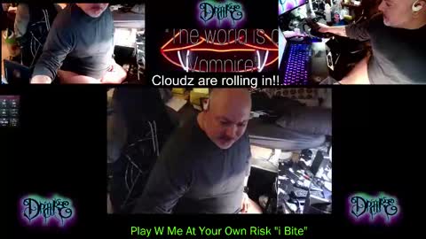 Snapshot of drake_r_darkrose chatting on September 11, 2:10 am Drake D Vamp aka Drake DarkRose online show from September 11, 2:10 am