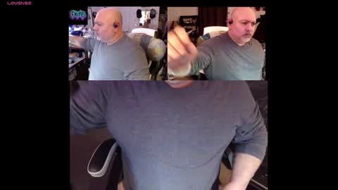 Snapshot of drake_r_darkrose chatting on February 10, 1:14 am Drake D Vamp aka Drake DarkRose online show from February 10, 1:14 am