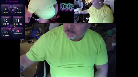 Snapshot of drake_r_darkrose chatting on March 7, 5:29 am Drake D Vamp aka Drake DarkRose online show from March 7, 5:29 am