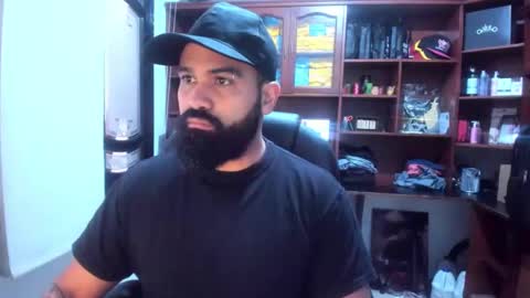 Snapshot of drako_argenti_ chatting on February 26, 1:19 pm Drako online show from February 26, 1:19 pm
