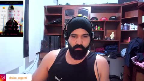 Snapshot of drako_argenti_ chatting on December 20, 5:25 am Drako online show from December 20, 5:25 am