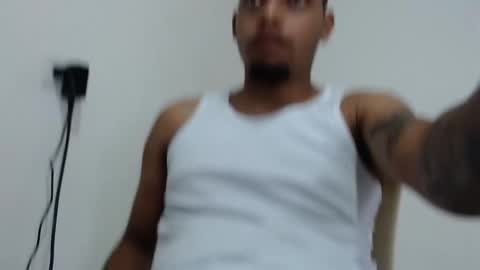 Snapshot of drako_monstercock chatting on October 30, 9:27 pm drako_monstercock online show from October 30, 9:27 pm