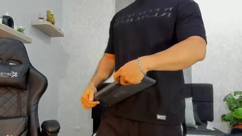 Draven online show from May 19, 11:38 am