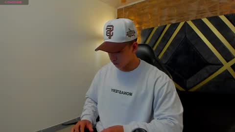 Draven online show from May 3, 3:37 pm
