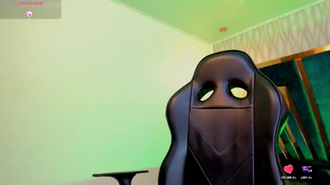 Snapshot of draven_marceaux chatting on September 10, 2:05 pm Draven online show from September 10, 2:05 pm